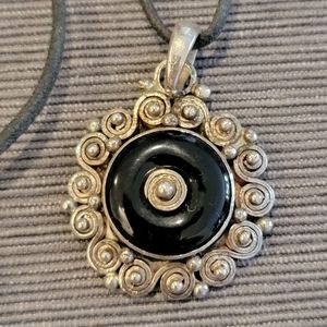 Pendant on Rope Necklace (Silver/Onyx)